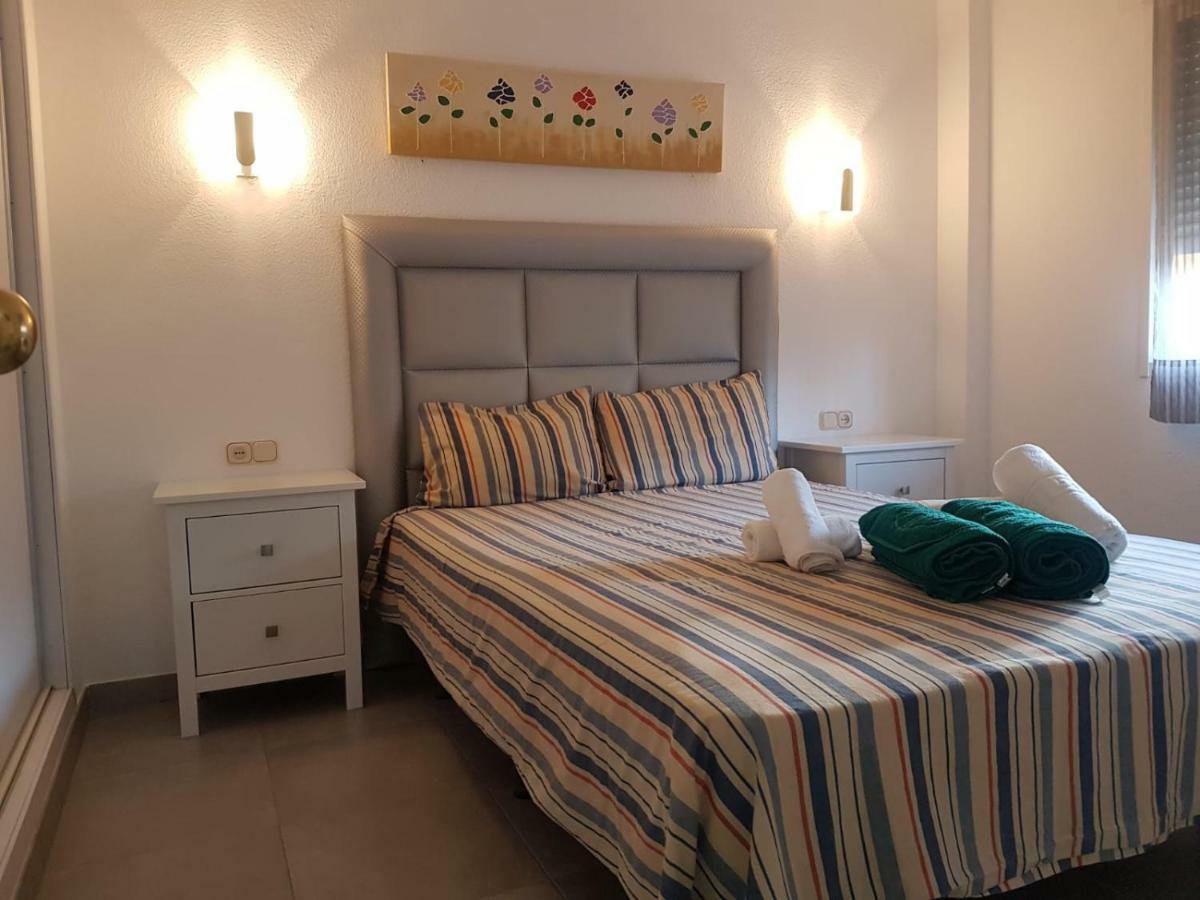 Precioso Apartamento Frente Al Mar Benalmádena Esterno foto